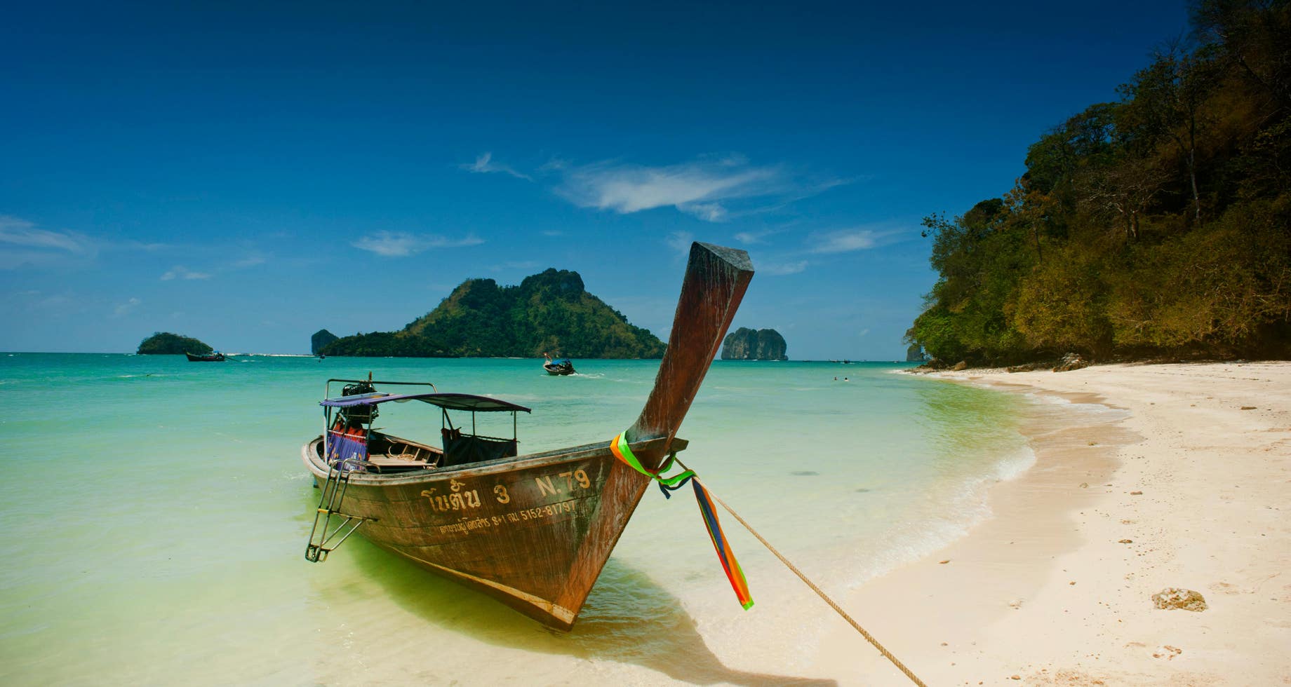 Relax on pristine beaches with turquoise waters. Beach Bum Vacations brings you closer to Thailand’s iconic coastal beauty.